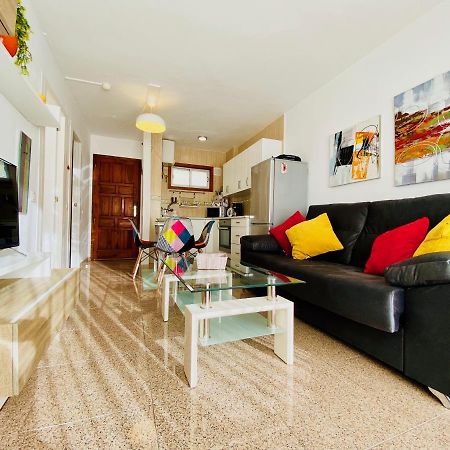 Orange And White Apartment In Yumbo San Bartolomé Eksteriør billede