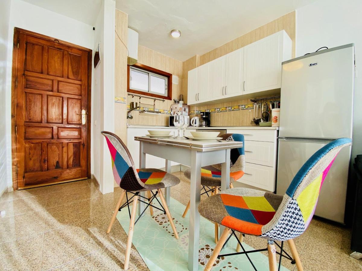 Orange And White Apartment In Yumbo San Bartolomé Eksteriør billede