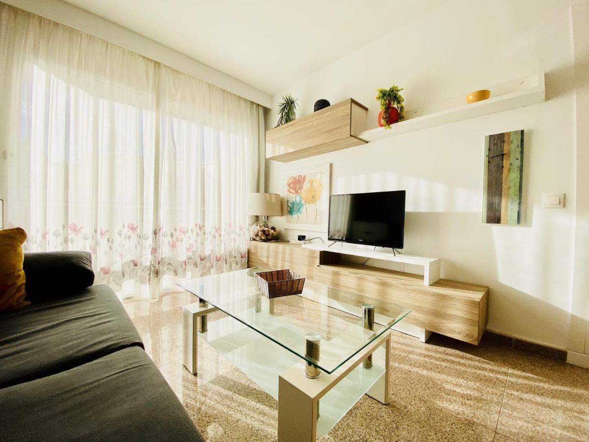Orange And White Apartment In Yumbo San Bartolomé Eksteriør billede