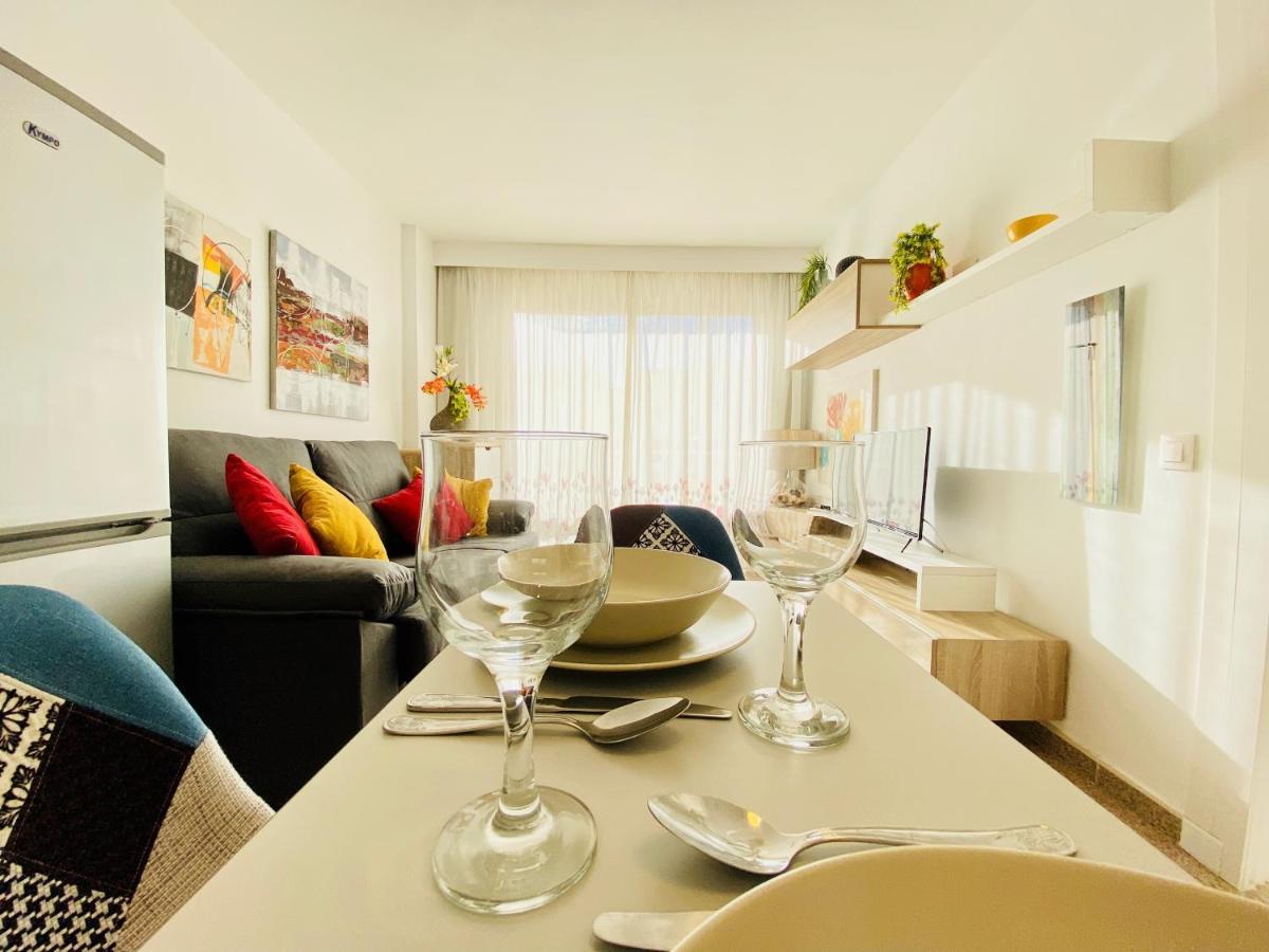 Orange And White Apartment In Yumbo San Bartolomé Eksteriør billede